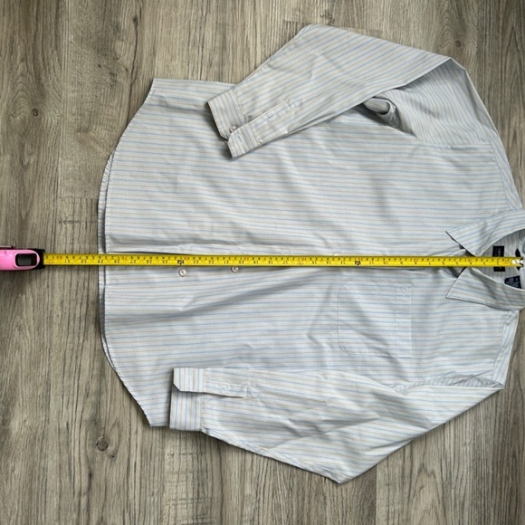 Liz Claiborne Women's Stripe Button Down Shirt Sz L - Picture 6 of 9